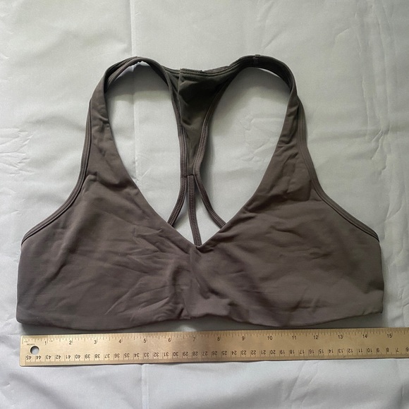 Lululemon Gray V-Neck Racerback Sports Bra Women’s Size 10 - Picture 3 of 6